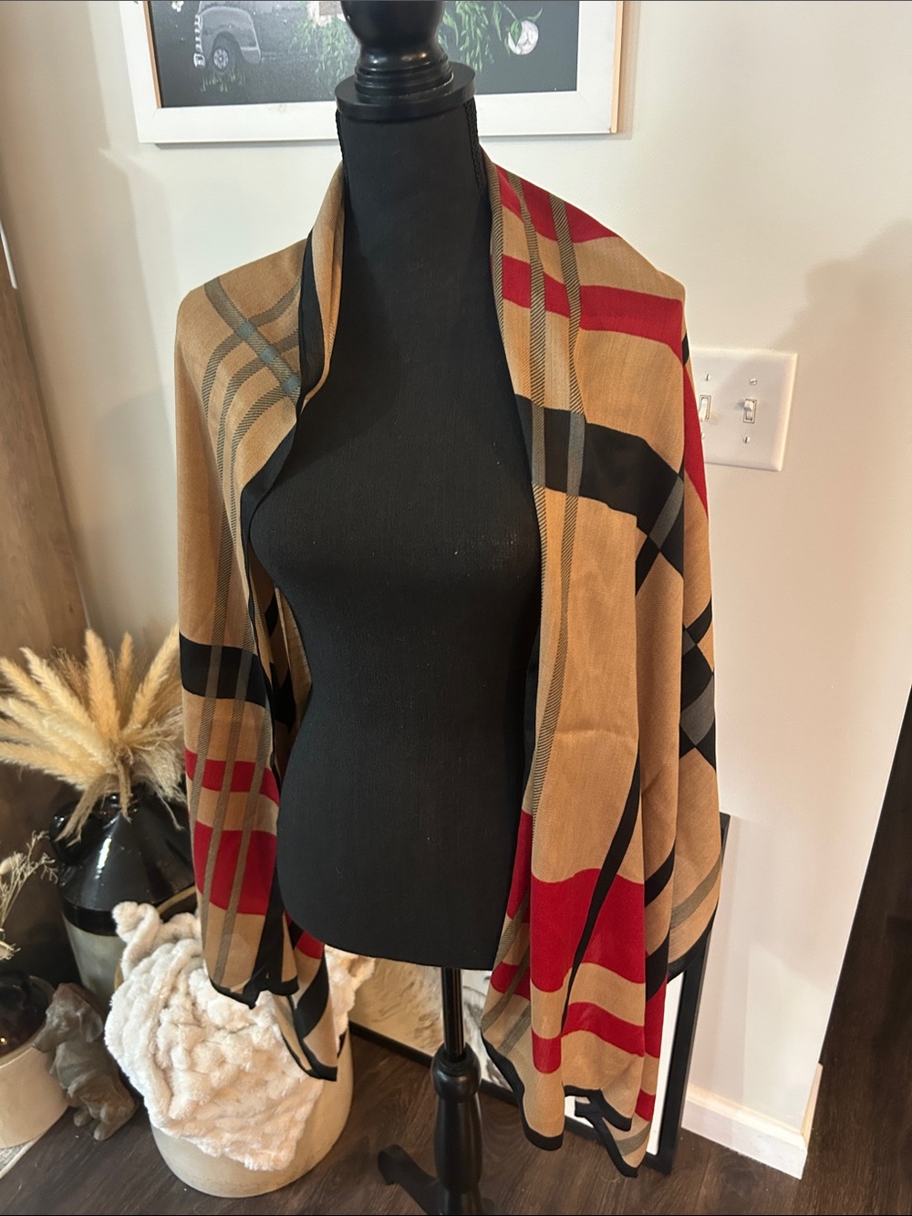 Classic Plaid Wrap Shawl - Tan & Red